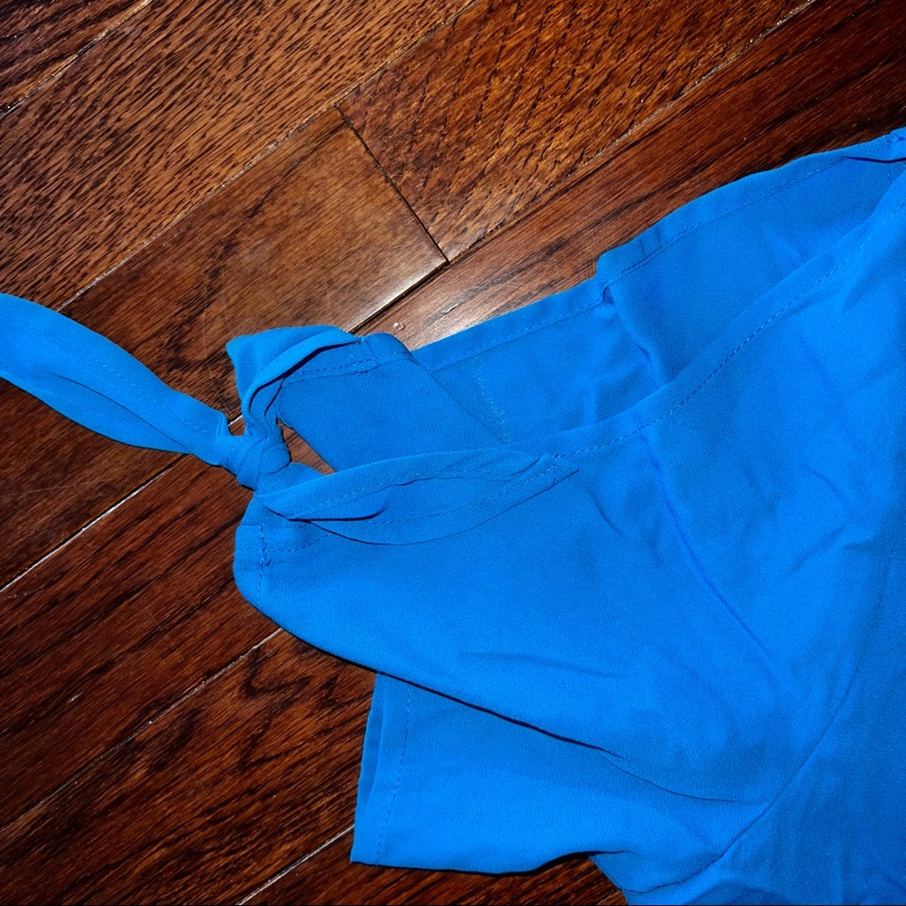 3/$20[Shein] Tie sleeve Blouse - Picture 3 of 5